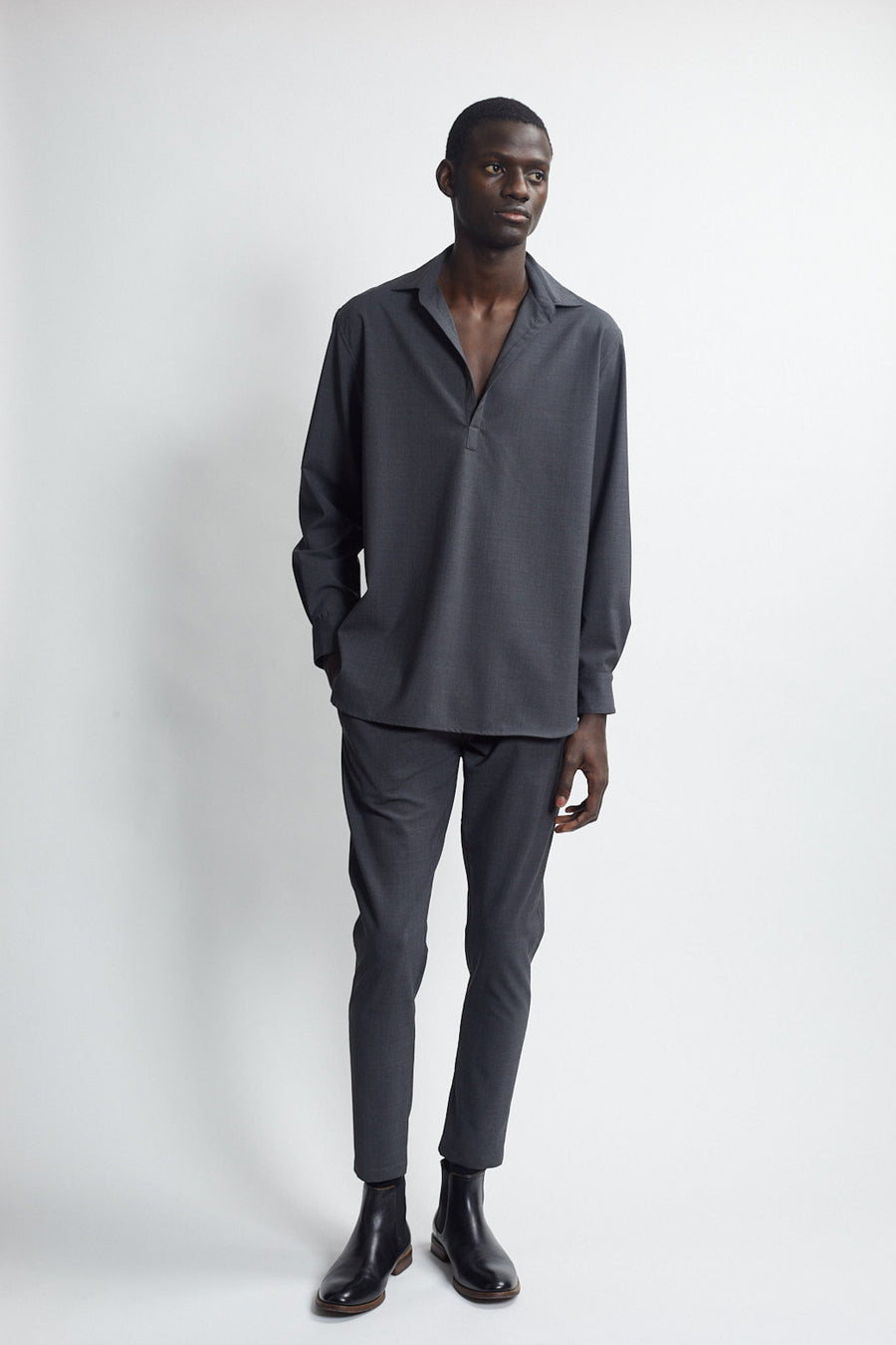 classic drawstring trouser - carbon