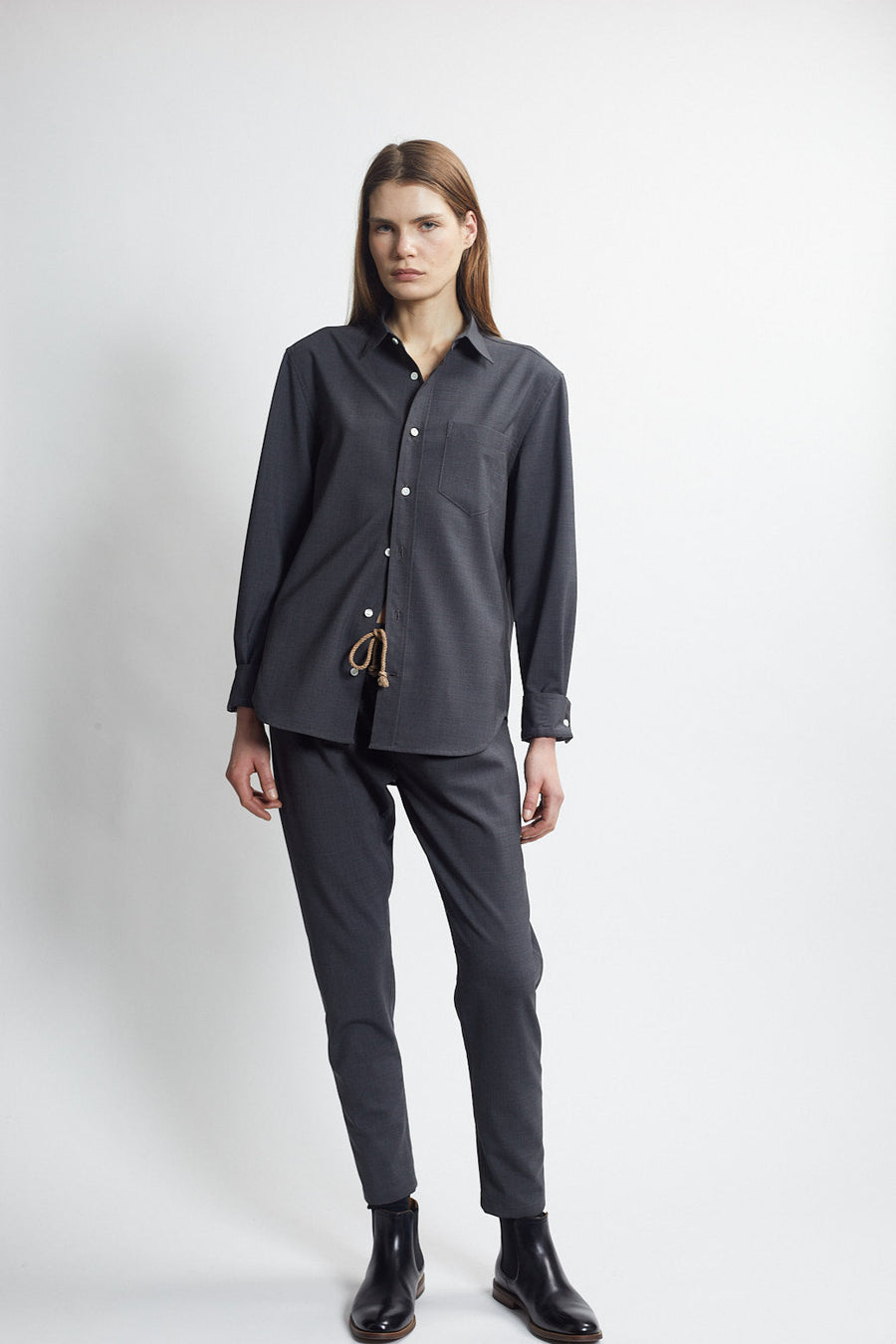 classic drawstring trouser - carbon