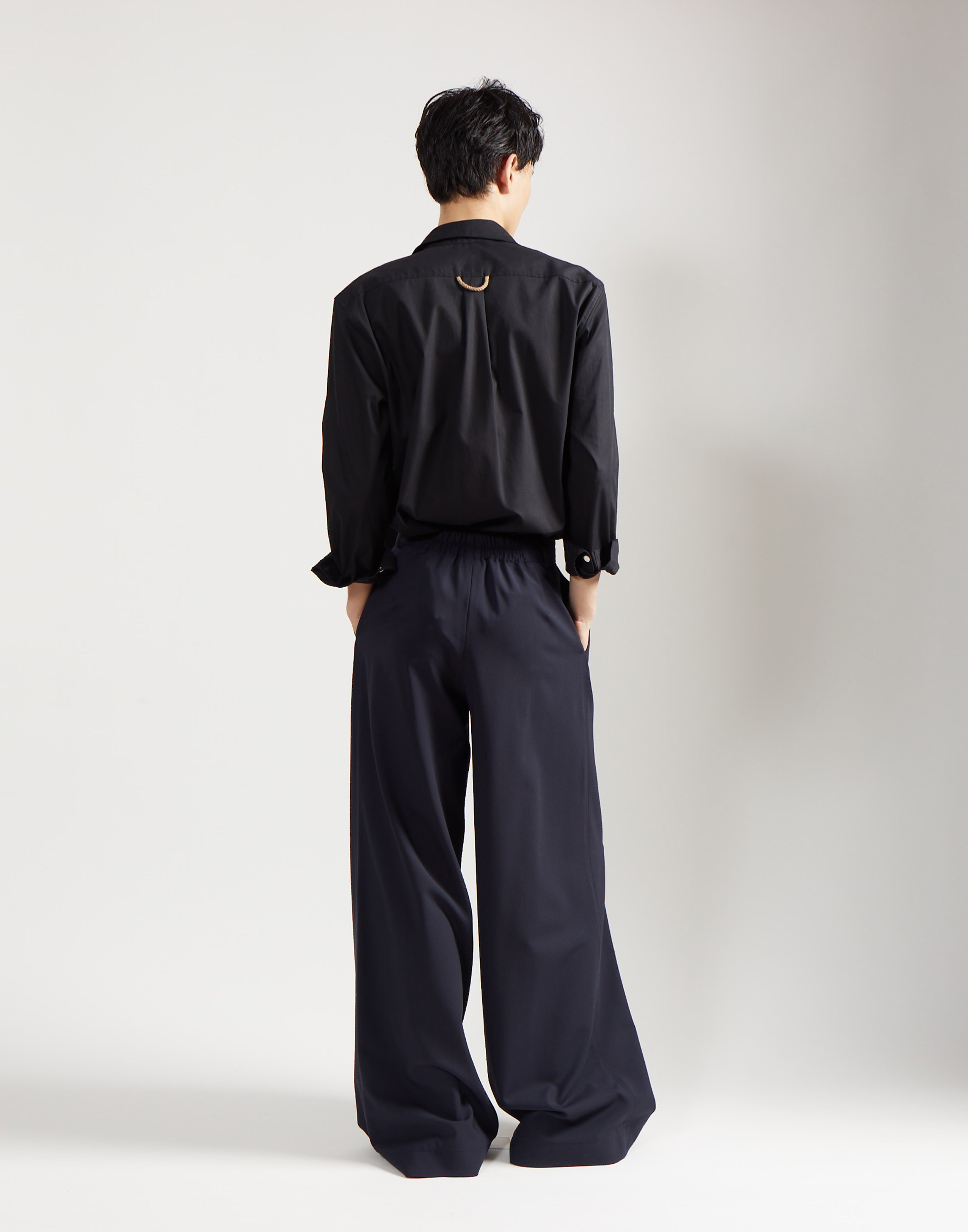 tie shirt - onyx