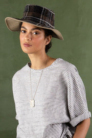 plaid explorers hat oyster/grey